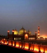 Badshahi Mosque